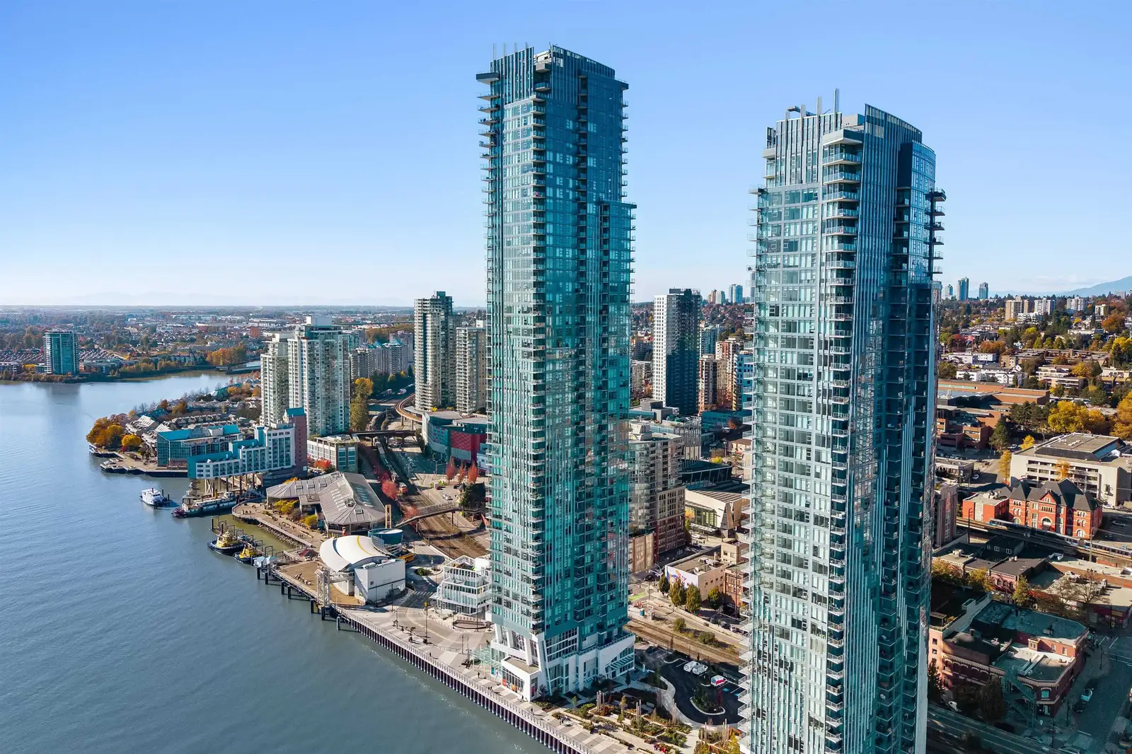 4201 680 QUAYSIDE DRIVE, New Westminster BC V3M 0P2