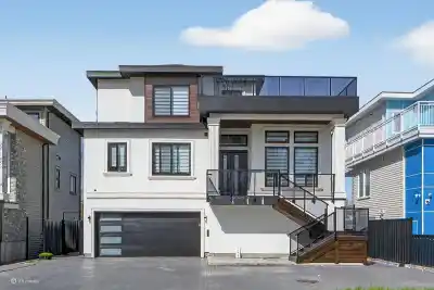 12927 115A AVENUE, Surrey BC V3R 2R3