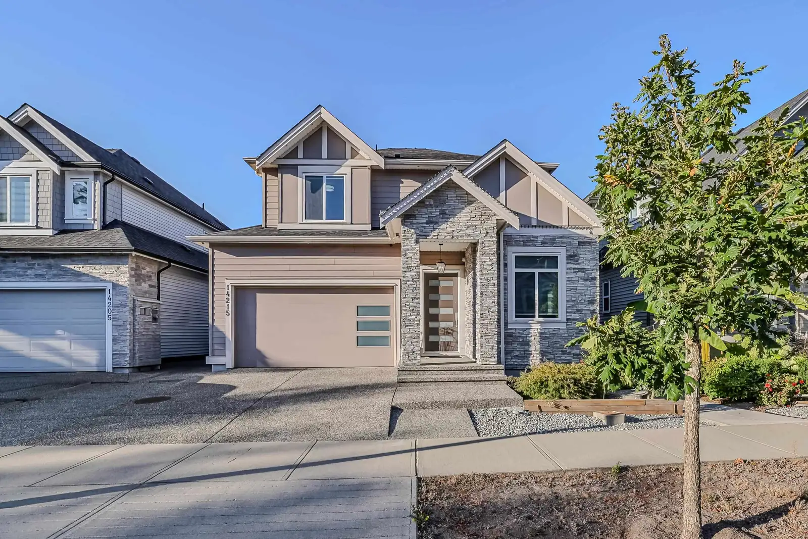 14215 61B AVENUE, Surrey BC V3X 0K5