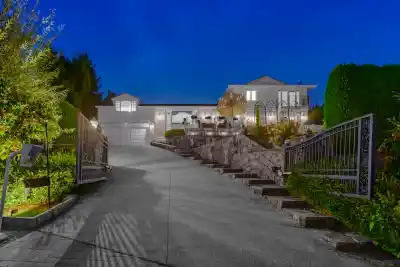 1391 CHARTWELL DRIVE, West Vancouver BC V7S 2R6