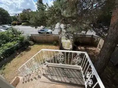 301 E 41ST AVENUE, Vancouver BC V5W 1N9