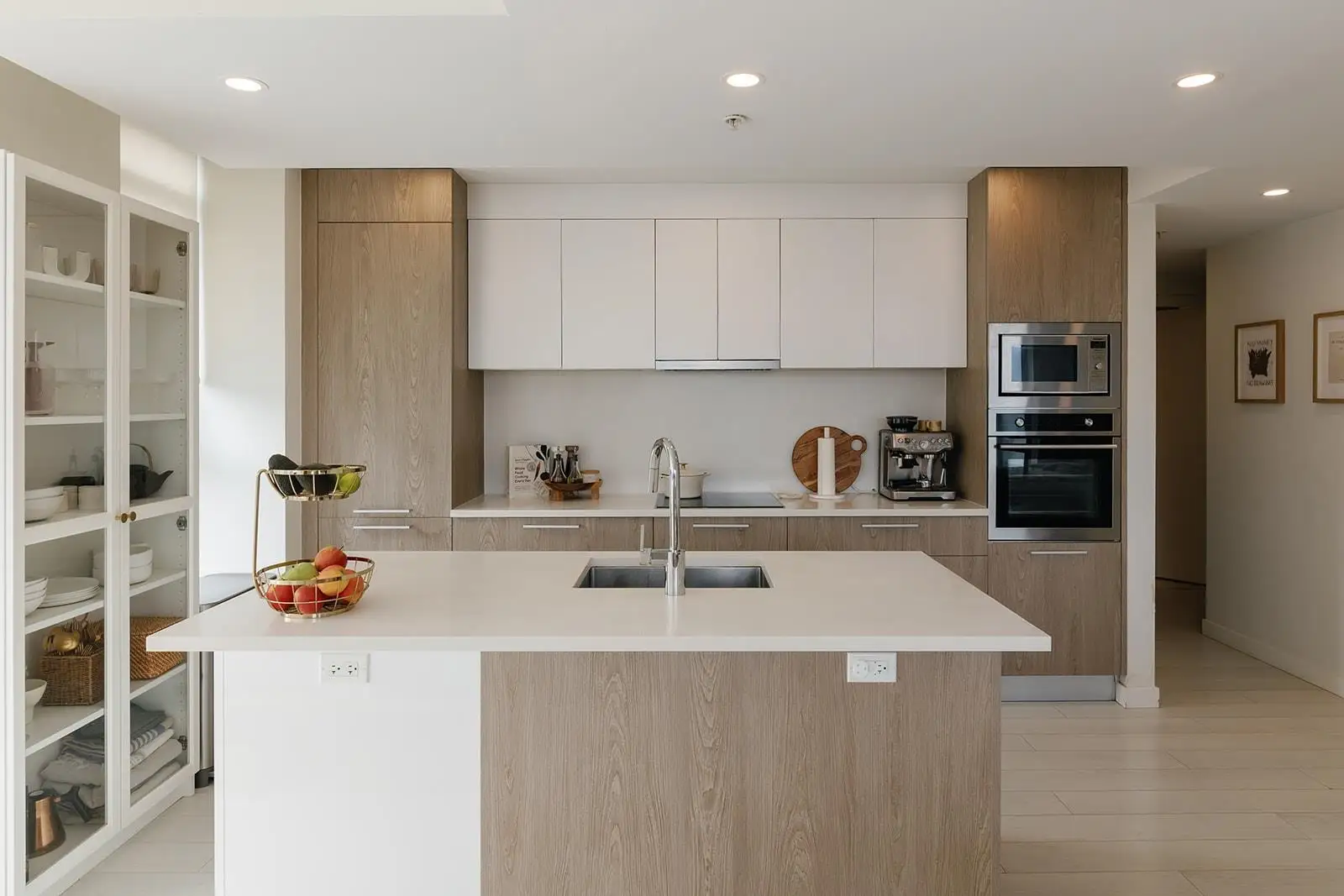 305 285 E 10TH AVENUE, Vancouver BC V5T 0H6