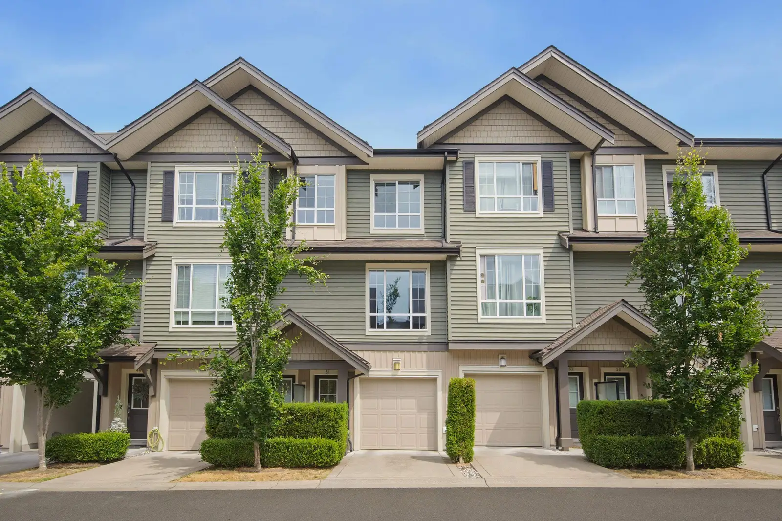 51 4967 220 STREET, Langley BC V3A 0G3