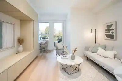 426 2471 ST. GEORGE STREET, Vancouver BC V5T 1W9