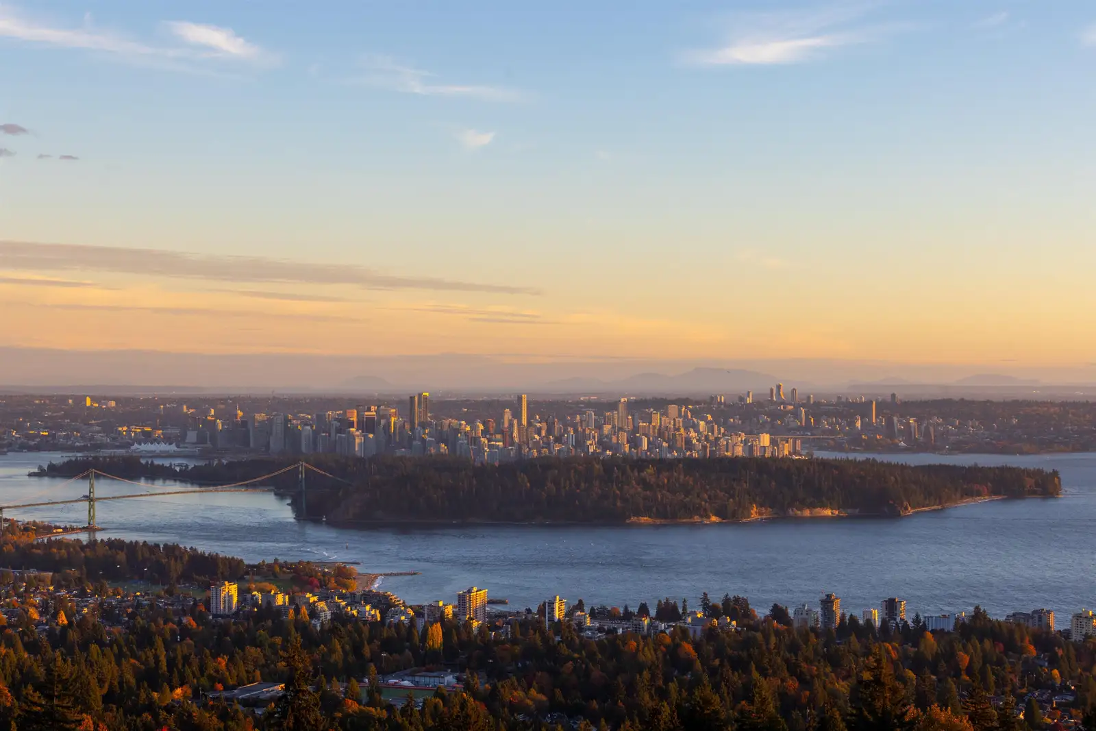 2200 CHIPPENDALE ROAD, West Vancouver BC V7S 3J4