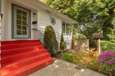 1441 HAYWOOD AVENUE, West Vancouver BC V7T 1V5