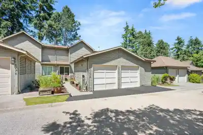 1774 LILAC DRIVE, Surrey BC V4A 5C9