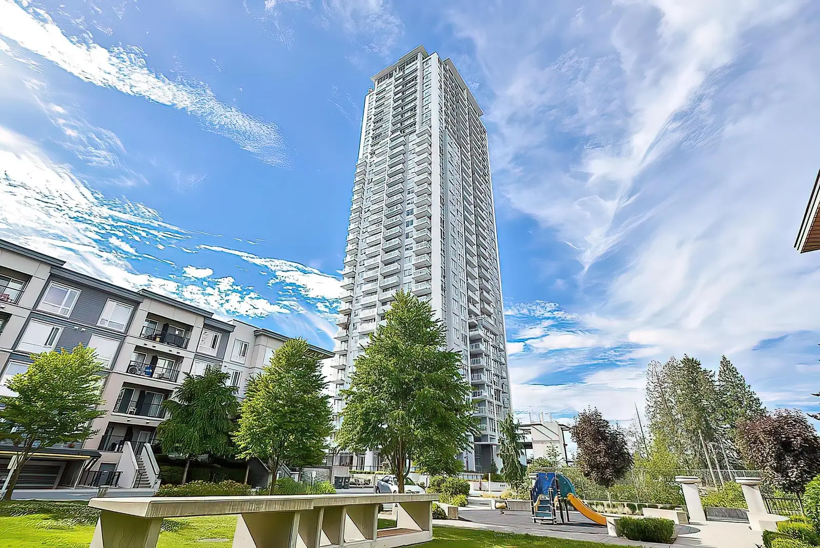 502 13325 102A AVENUE, Surrey BC V3T 0J5