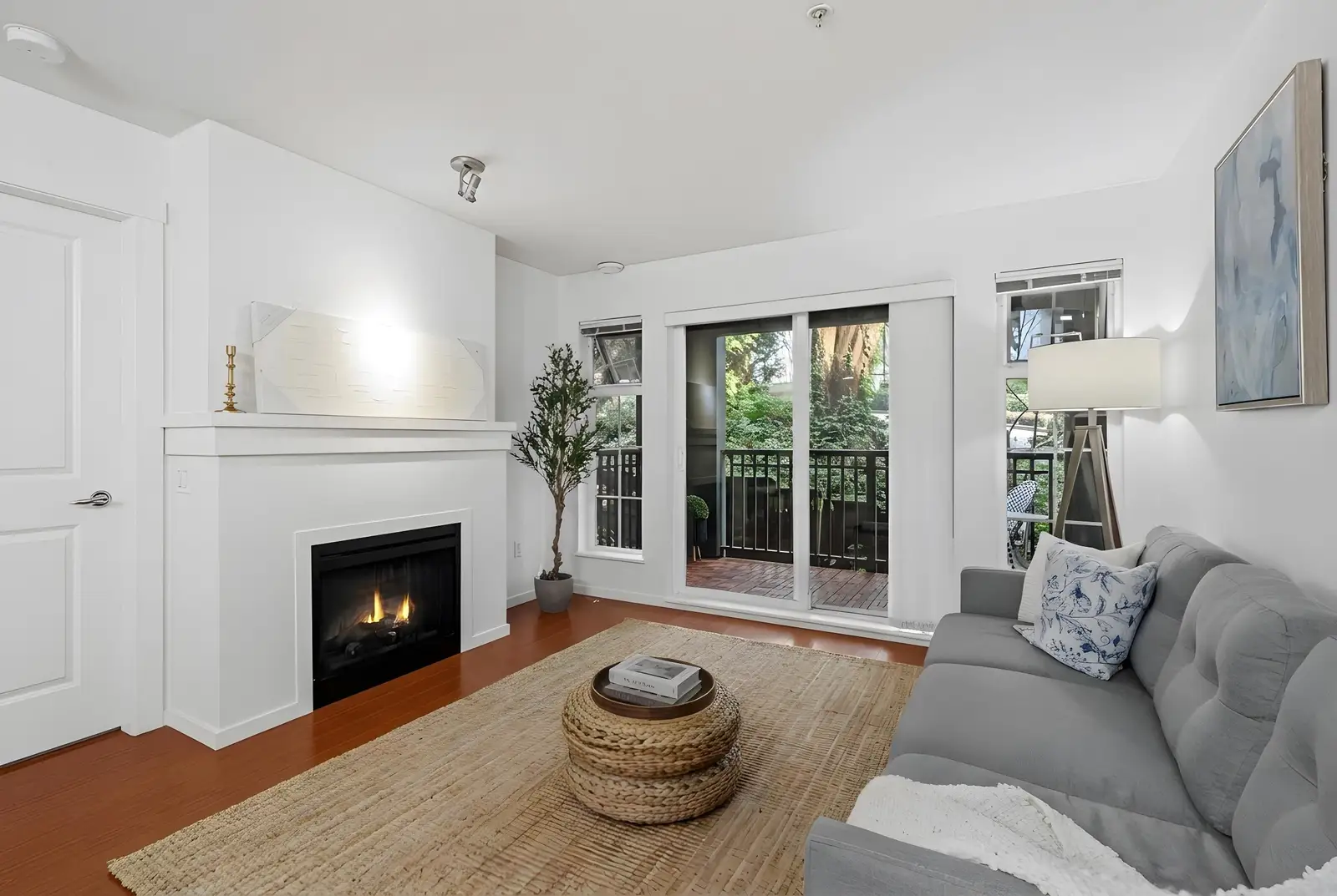 303 9098 HALSTON COURT, Burnaby BC V3N 0A6