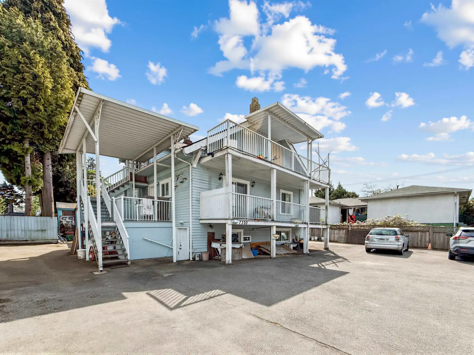 7320 IMPERIAL STREET, Burnaby BC V5E 1N7