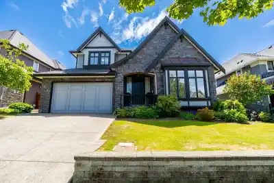 16100 27A AVENUE, Surrey BC V3Z 0T6