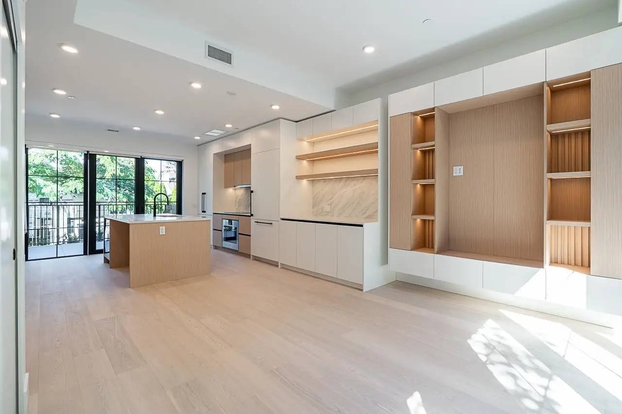 107 551 W 28TH AVENUE, Vancouver BC V5Z 2H2