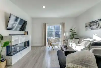 53 19572 FRASER WAY, Pitt Meadows BC V3Y 0A9