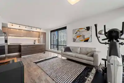 2201 2378 ALPHA AVENUE, Burnaby BC V5C 0K2