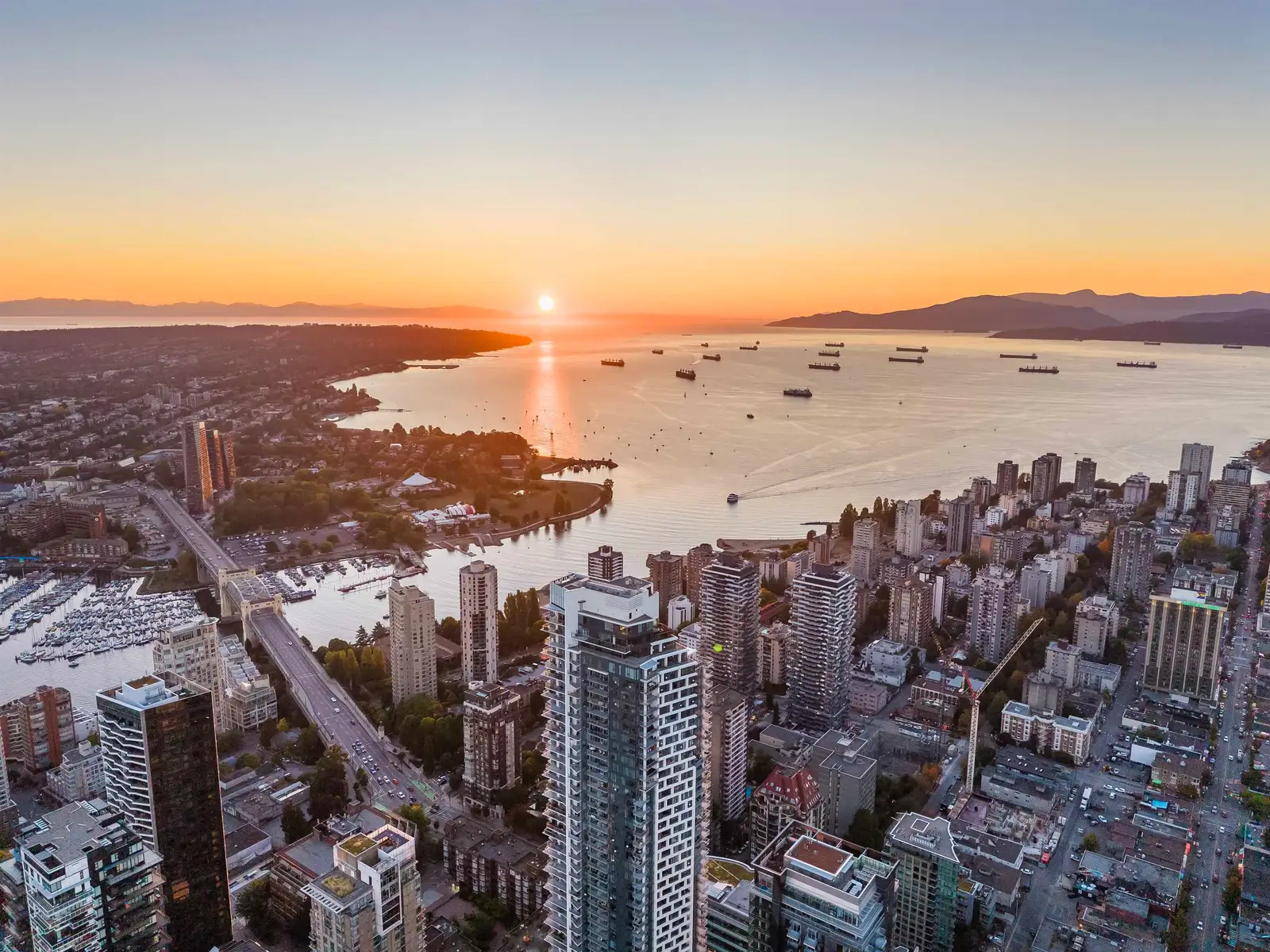 5602 1289 HORNBY STREET, Vancouver BC V6Z 0G7