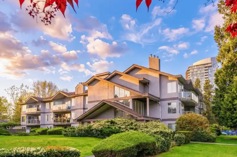 305 1167 PIPELINE ROAD, Coquitlam