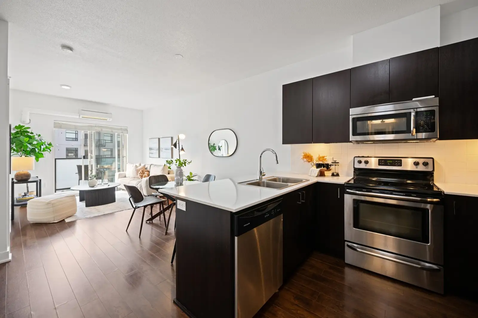 416 20460 DOUGLAS CRESCENT, Langley BC V3A 0C6