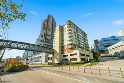 607 200 KEARY STREET, New Westminster BC V3L 0A6