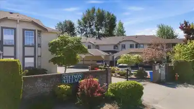 21 5750 174 STREET, Surrey BC V3S 7K3
