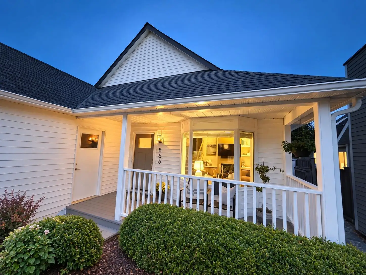 866 NICOLUM COURT, North Vancouver BC V7H 2R9