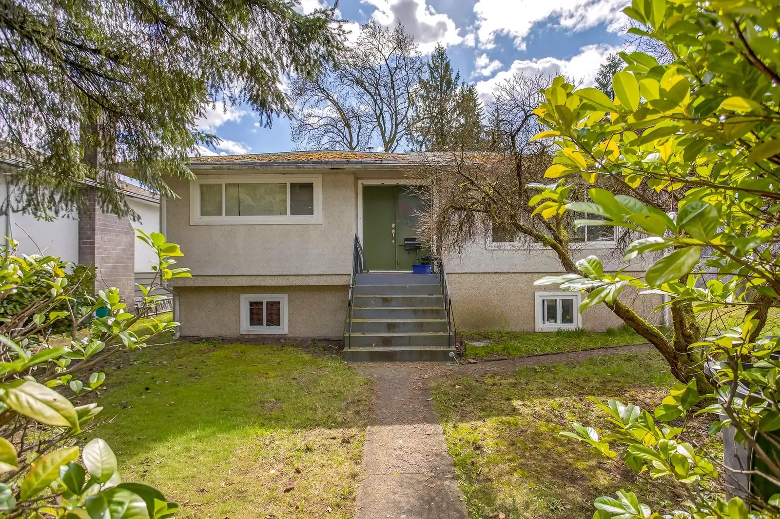1760 JENSEN AVENUE, Port Coquitlam BC V3B 2E3