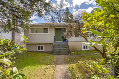 1760 JENSEN AVENUE, Port Coquitlam BC V3B 2E3