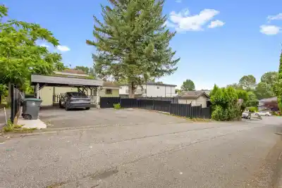 16376 96 AVENUE, Surrey BC V4N 2C1