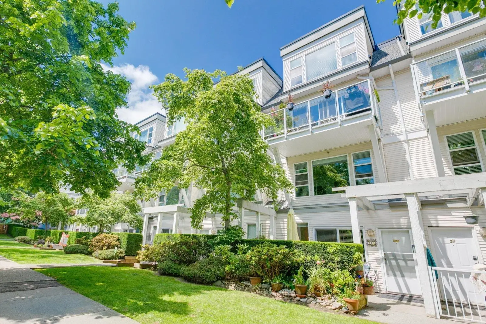 26 2723 E KENT NORTH AVENUE, Vancouver BC V5S 3T9
