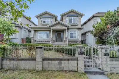 725 W 61ST AVENUE, Vancouver BC V6P 2B6