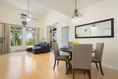 418 10180 153 STREET, Surrey BC V3R 0B5