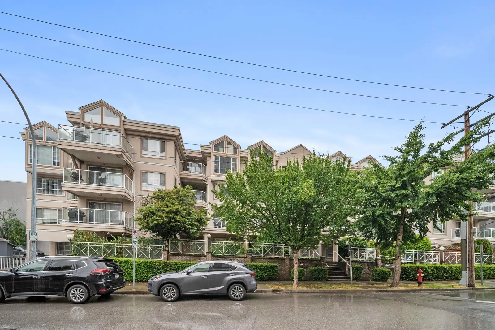 412 525 AGNES STREET, New Westminster BC V3L 1G2
