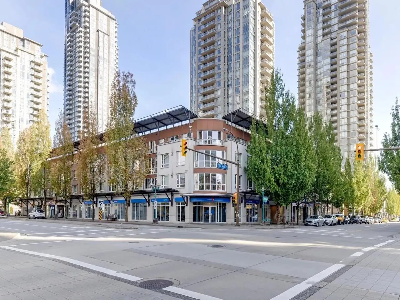 210 1163 THE HIGH STREET, Coquitlam BC V3B 7W2