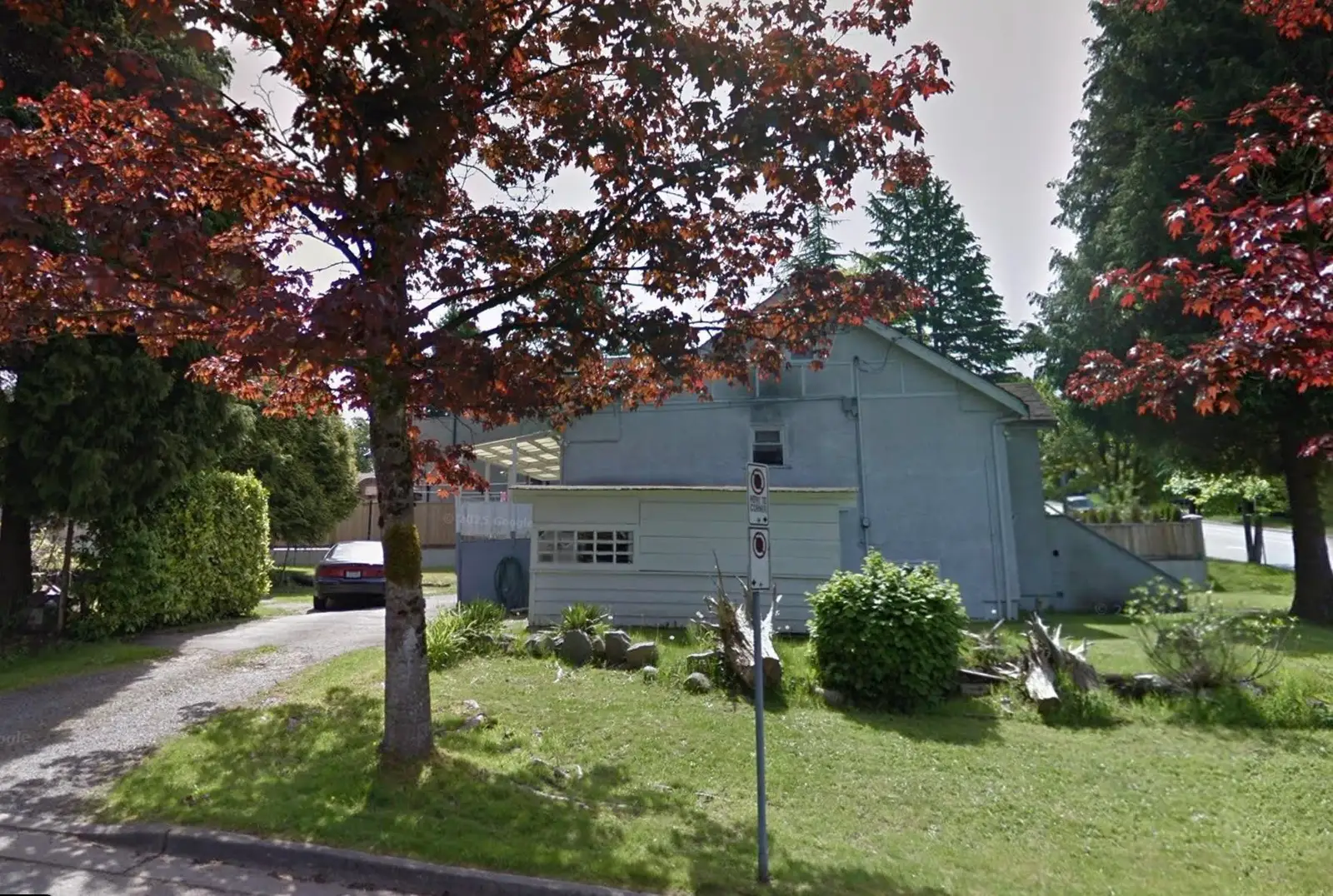 4910 WILLINGDON AVENUE, Burnaby BC V5G 3H8