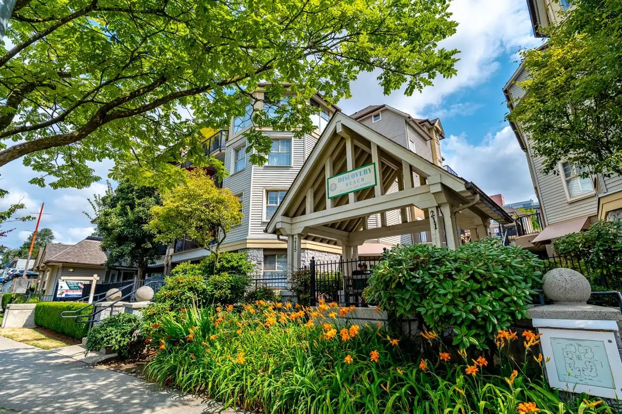 506 215 TWELFTH STREET, New Westminster BC V3M 4H4