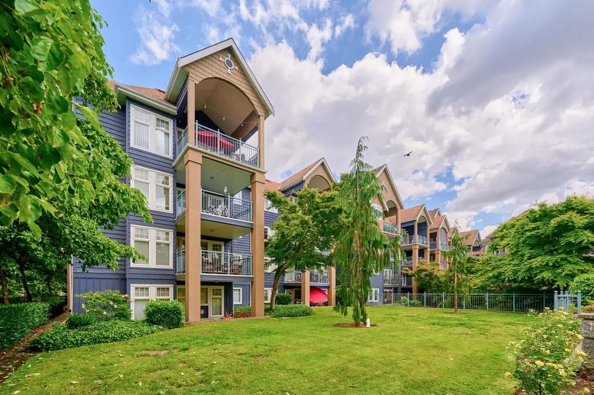 402 1190 EASTWOOD STREET, Coquitlam BC V3B 7S1
