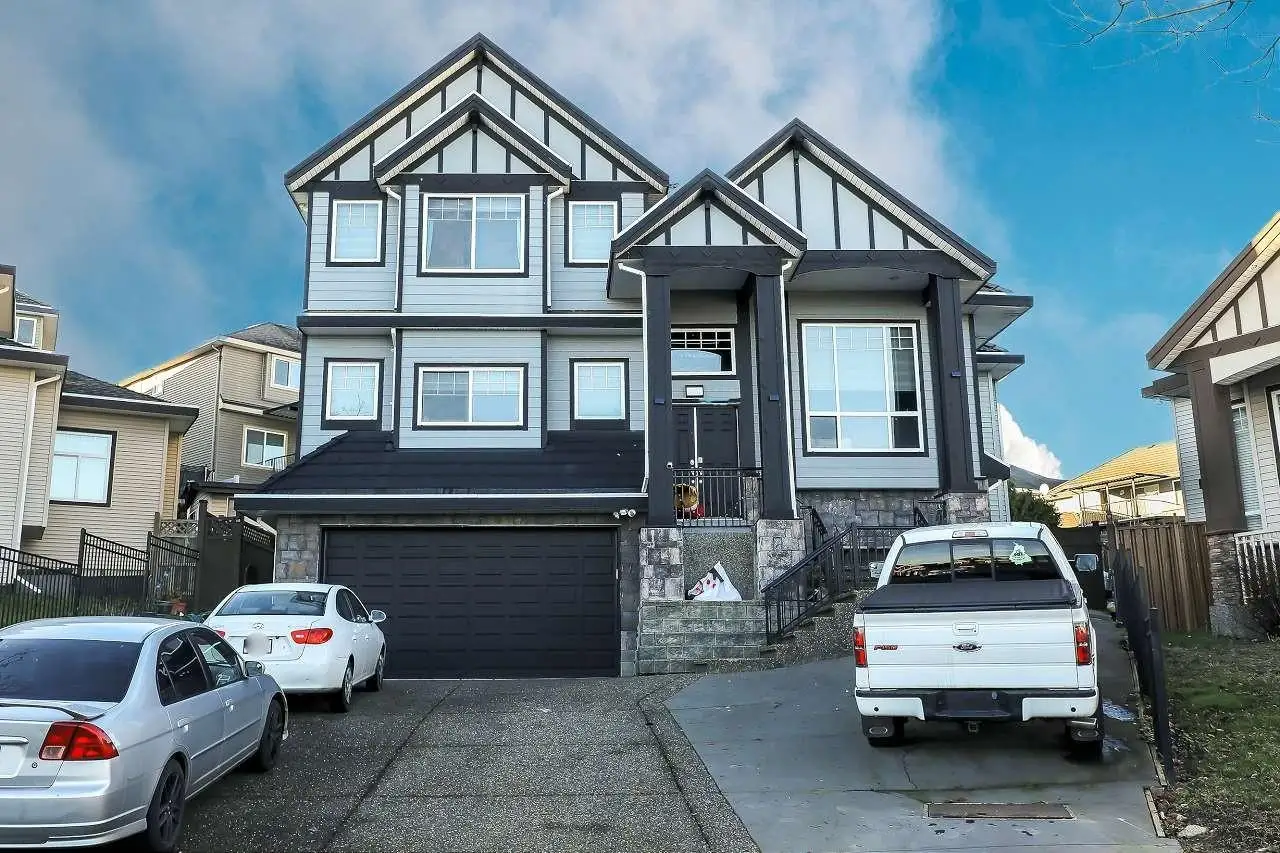 7171 151 STREET, Surrey BC V3S 7Y8
