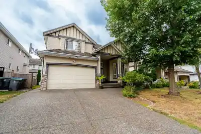 7833 147A STREET, Surrey BC V3S 2T8