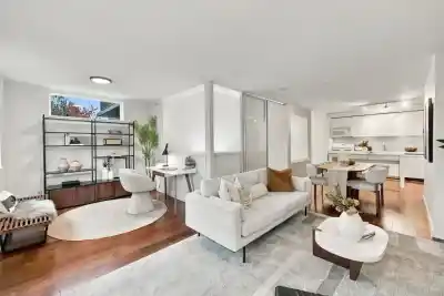 409 328 E 11TH AVENUE, Vancouver BC V5T 4W1