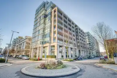 310 1616 COLUMBIA STREET, Vancouver BC V5Y 0B7