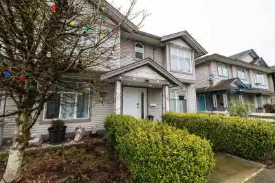 11537 240 STREET, Maple Ridge BC V2W 1A3