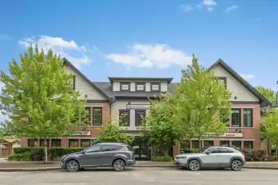 210 23189 FRANCIS AVENUE, Langley BC V1M 0G4