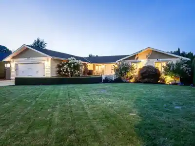 26973 33 AVENUE, Langley BC V4W 3G5