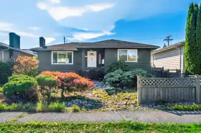 3232 W 16TH AVENUE, Vancouver BC V6K 3E3