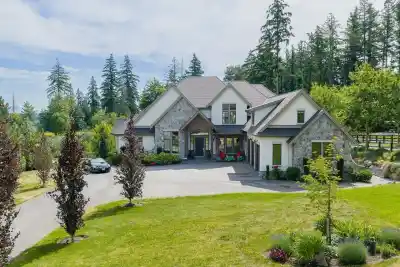 142 208 STREET, Langley BC V2Z 1T7