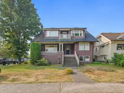 4606 W 11TH AVENUE, Vancouver BC V6R 2M7