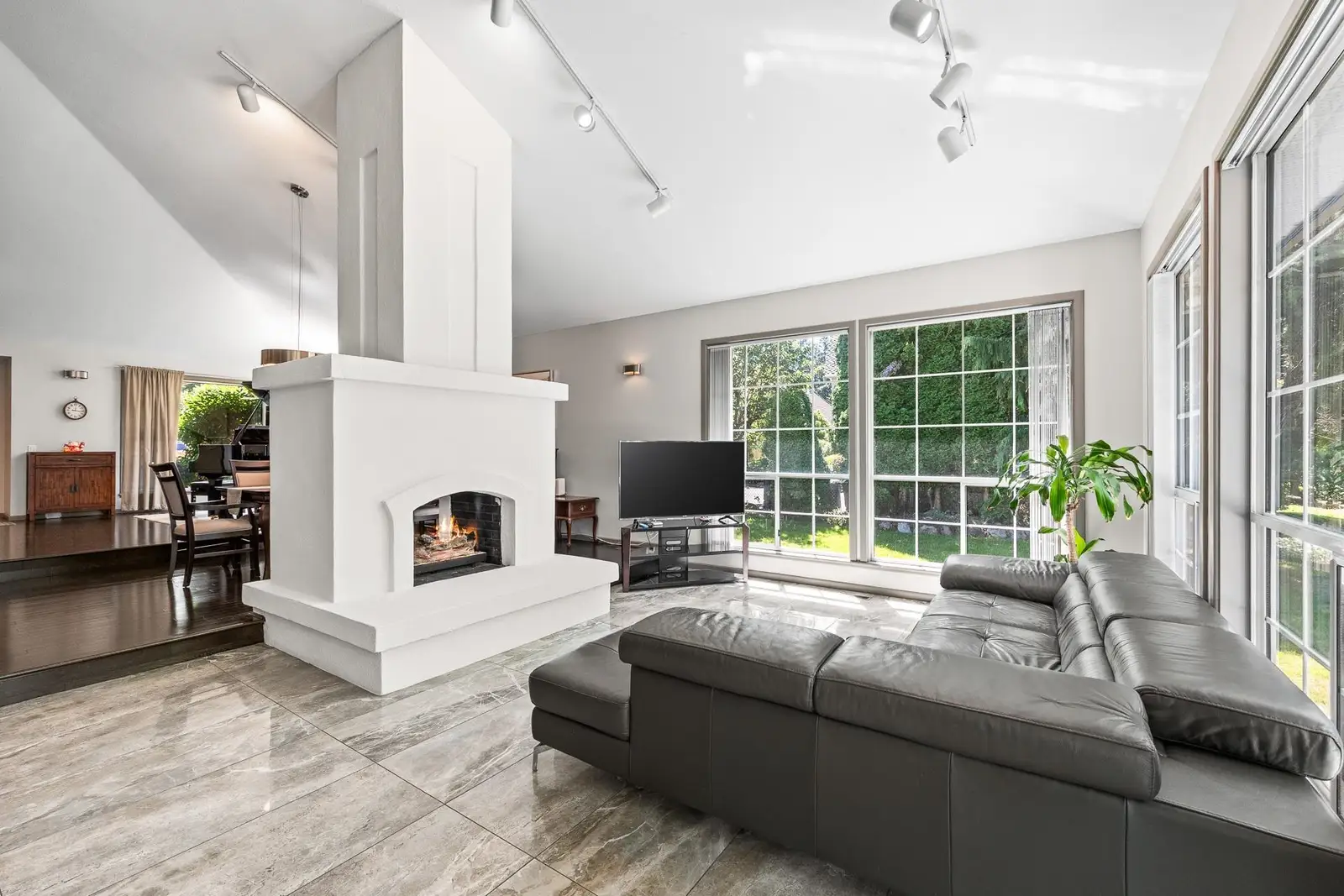 2289 131A STREET, Surrey BC V4A 9B1