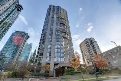 701 738 BROUGHTON STREET, Vancouver BC V6G 3A7