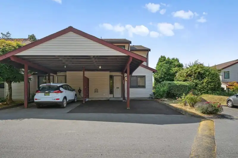 75 13880 74 AVENUE, Surrey