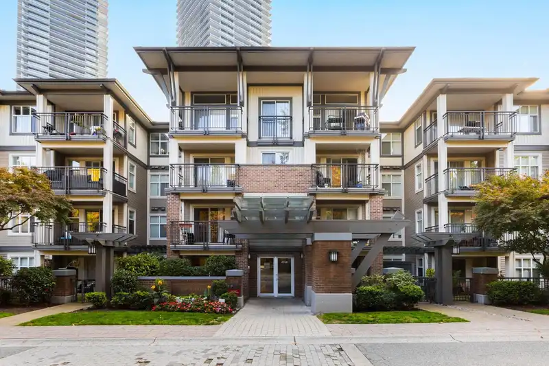 210 4768 BRENTWOOD DRIVE, Burnaby