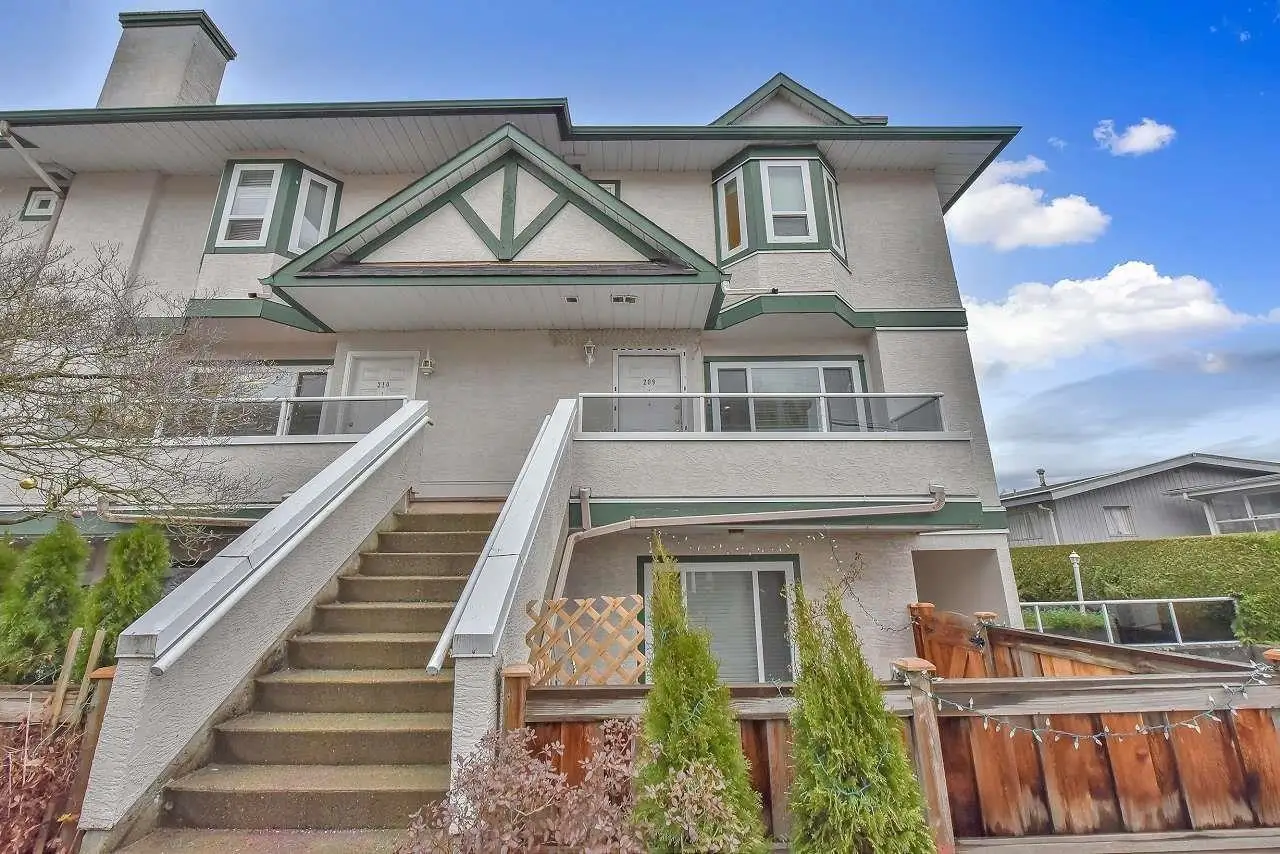 209 3978 ALBERT STREET, Burnaby BC V5C 2E1
